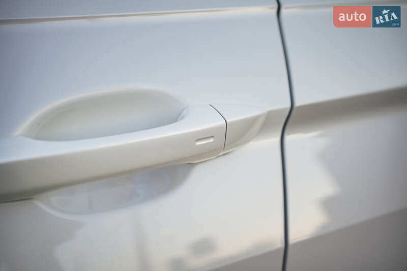 Внедорожник / Кроссовер Volkswagen Tiguan 2016 в Луцке