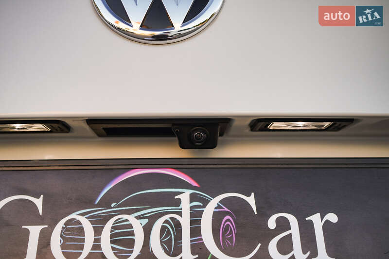 Внедорожник / Кроссовер Volkswagen Tiguan 2016 в Луцке