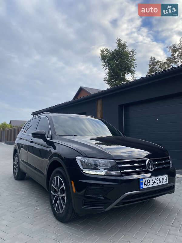 Внедорожник / Кроссовер Volkswagen Tiguan 2019 в Виннице фото 2 Внедорожник / Кроссовер Volkswagen Tiguan 2019 в Виннице