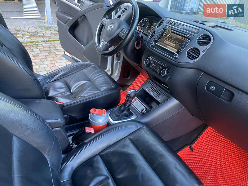 Позашляховик / Кросовер Volkswagen Tiguan 2011 в Вирах фото 24 Позашляховик / Кросовер Volkswagen Tiguan 2011 в Вирах