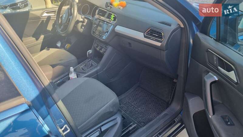 Позашляховик / Кросовер Volkswagen Tiguan 2017 в Одесі