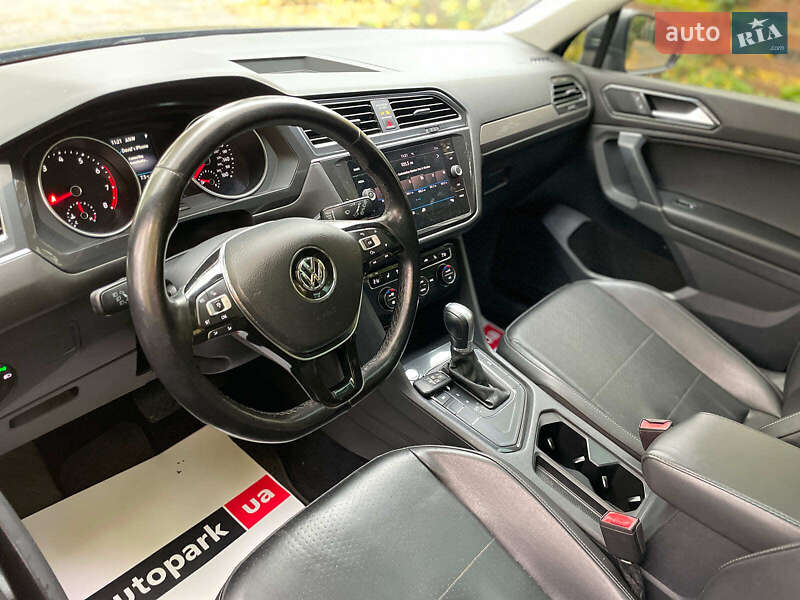 Внедорожник / Кроссовер Volkswagen Tiguan 2017 в Киеве фото 39 Внедорожник / Кроссовер Volkswagen Tiguan 2017 в Киеве