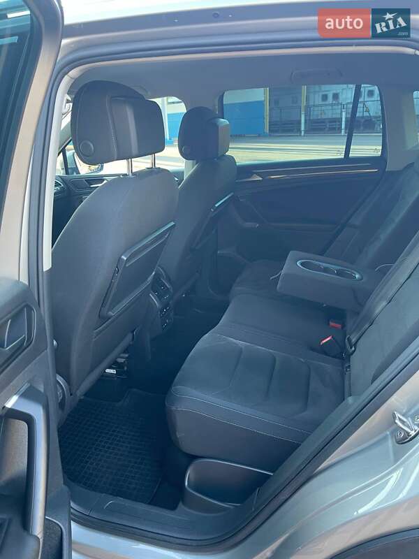 Внедорожник / Кроссовер Volkswagen Tiguan 2018 в Борисполе фото 16 Внедорожник / Кроссовер Volkswagen Tiguan 2018 в Борисполе