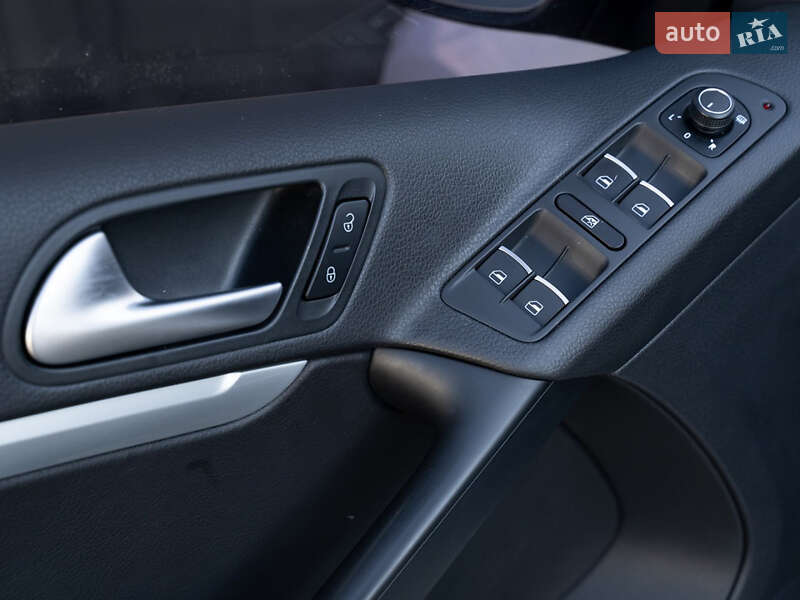 Позашляховик / Кросовер Volkswagen Tiguan 2015 в Одесі фото 19 Позашляховик / Кросовер Volkswagen Tiguan 2015 в Одесі