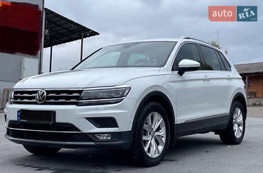 Внедорожник / Кроссовер Volkswagen Tiguan 2019 в 