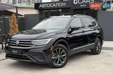 Позашляховик / Кросовер Volkswagen Tiguan 2022 в Києві