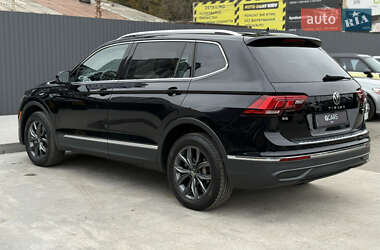 Позашляховик / Кросовер Volkswagen Tiguan 2022 в  фото 7 Позашляховик / Кросовер Volkswagen Tiguan 2022 в