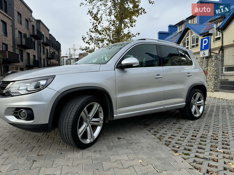 Внедорожник / Кроссовер Volkswagen Tiguan 2016 в Ивано-Франковске
