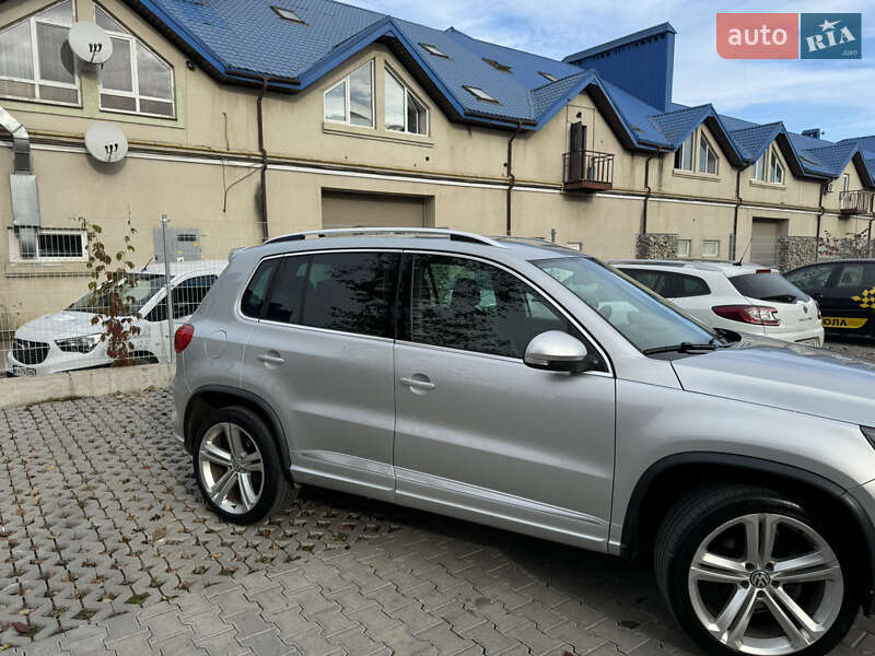 Внедорожник / Кроссовер Volkswagen Tiguan 2016 в Ивано-Франковске