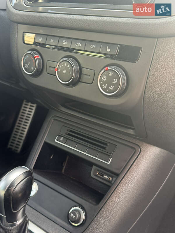 Внедорожник / Кроссовер Volkswagen Tiguan 2016 в Ивано-Франковске