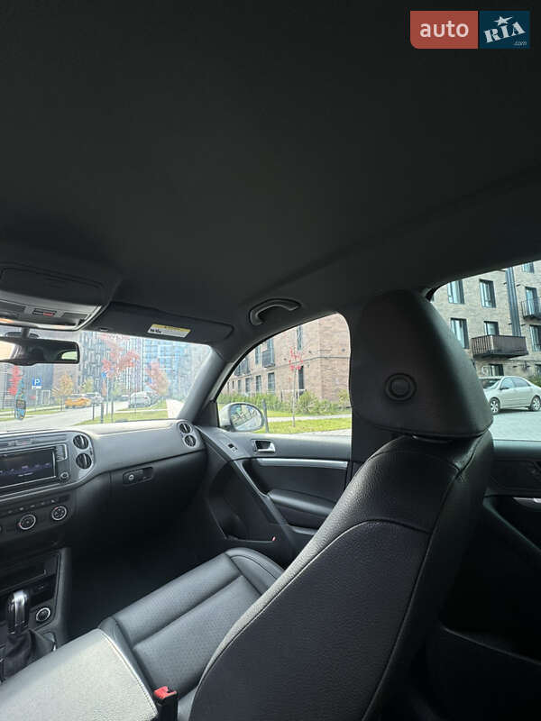 Внедорожник / Кроссовер Volkswagen Tiguan 2016 в Ивано-Франковске