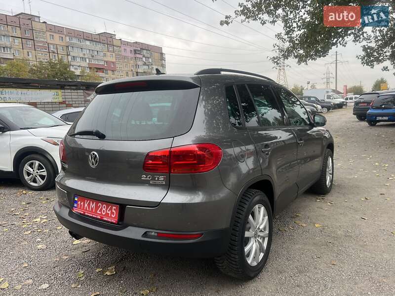 Позашляховик / Кросовер Volkswagen Tiguan 2015 в Дніпрі