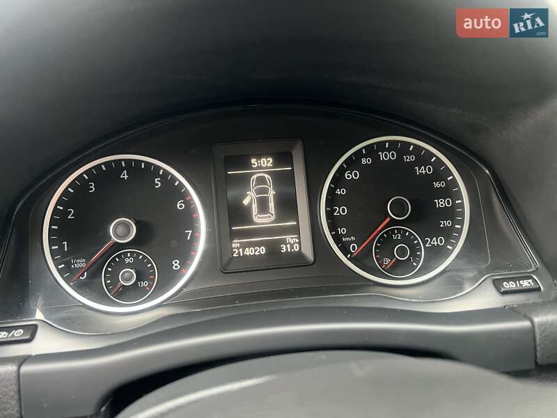 Позашляховик / Кросовер Volkswagen Tiguan 2015 в Дніпрі