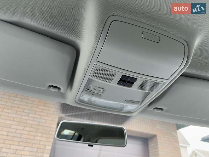 Внедорожник / Кроссовер Volkswagen Tiguan 2011 в Луцке фото 32 Внедорожник / Кроссовер Volkswagen Tiguan 2011 в Луцке