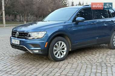 Позашляховик / Кросовер Volkswagen Tiguan 2017 в Корсунь-Шевченківському
