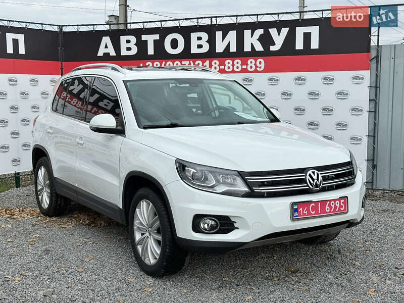 Внедорожник / Кроссовер Volkswagen Tiguan 2016 в Виннице
