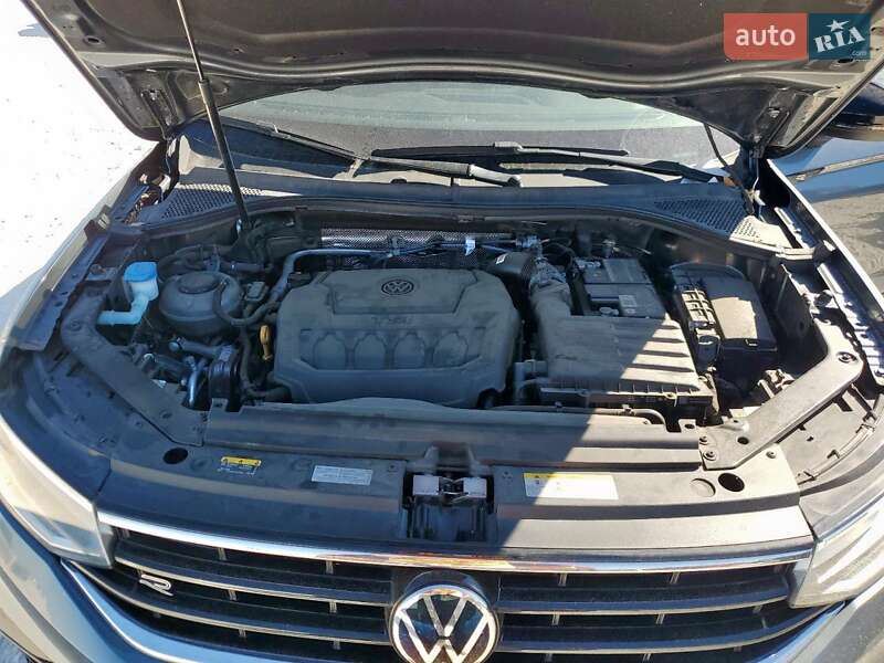Внедорожник / Кроссовер Volkswagen Tiguan 2022 в Львове