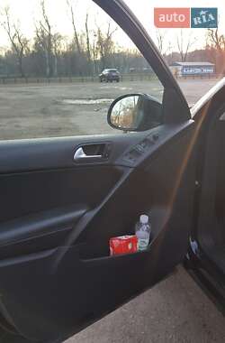 Позашляховик / Кросовер Volkswagen Tiguan 2015 в  фото 17 Позашляховик / Кросовер Volkswagen Tiguan 2015 в