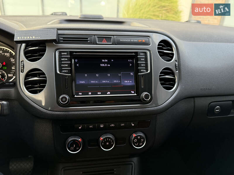 Внедорожник / Кроссовер Volkswagen Tiguan 2015 в Тернополе