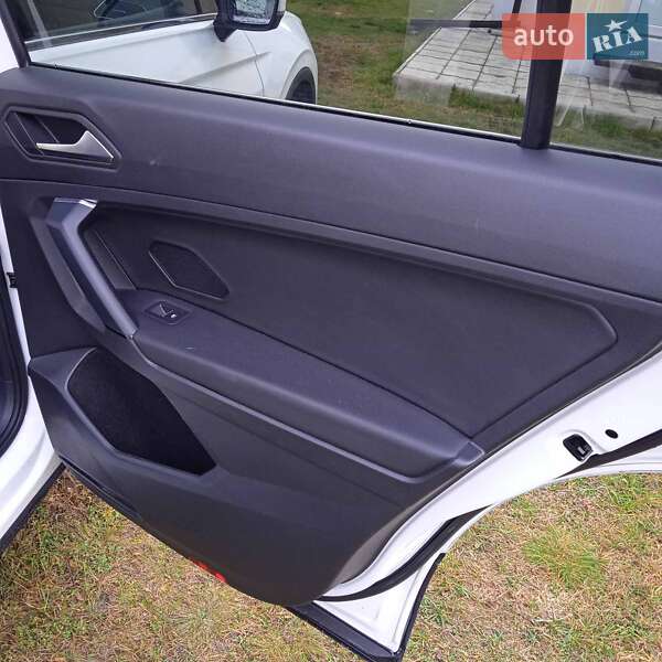 Позашляховик / Кросовер Volkswagen Tiguan 2019 в Чугуєві