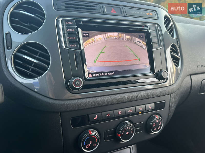 Внедорожник / Кроссовер Volkswagen Tiguan 2016 в Николаеве
