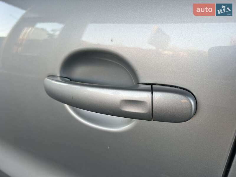 Внедорожник / Кроссовер Volkswagen Tiguan 2016 в Николаеве