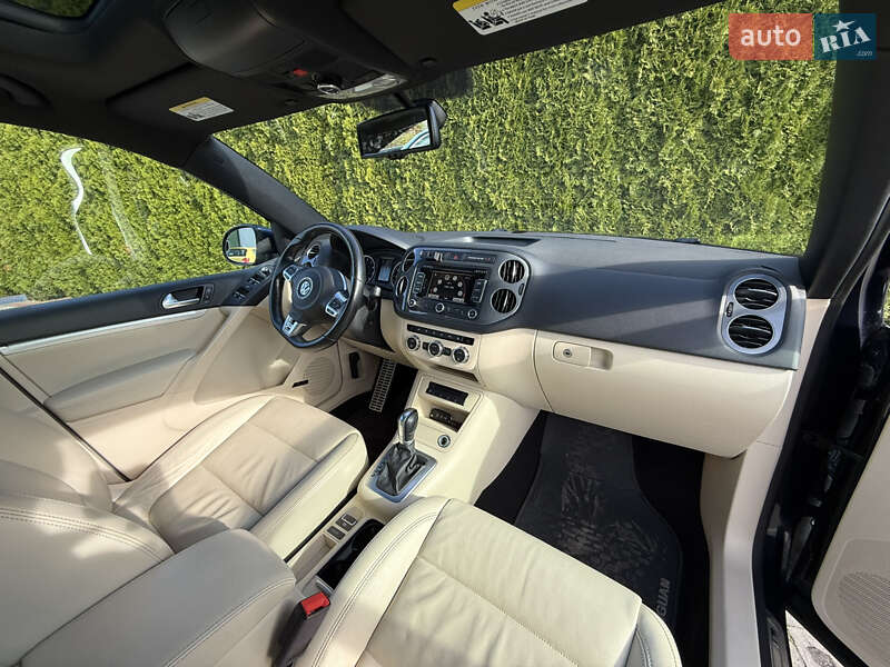 Позашляховик / Кросовер Volkswagen Tiguan 2015 в Стрию