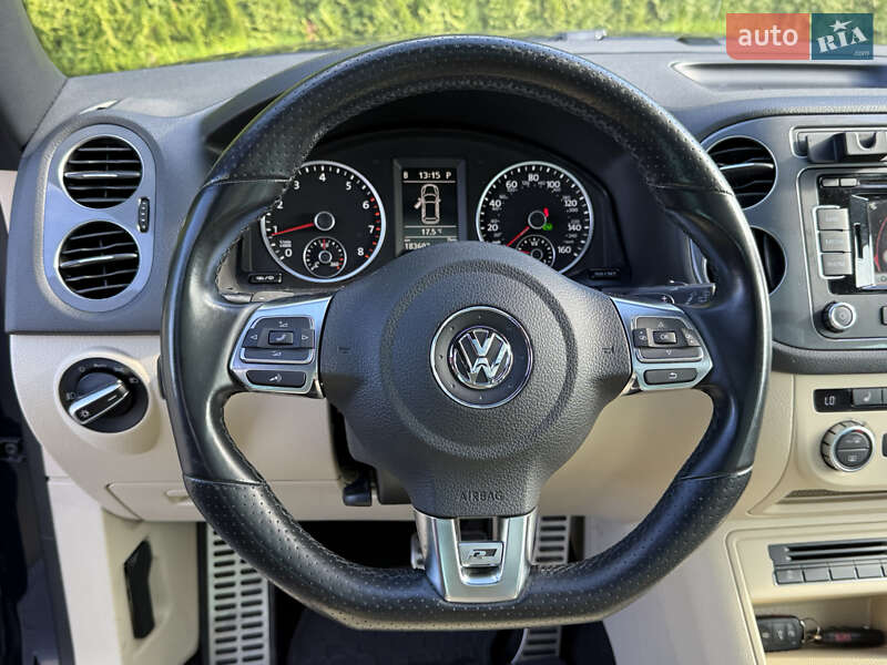 Позашляховик / Кросовер Volkswagen Tiguan 2015 в Стрию