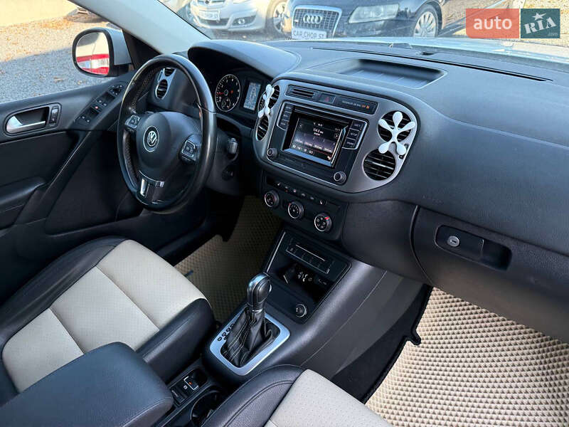 Внедорожник / Кроссовер Volkswagen Tiguan 2016 в Стрые
