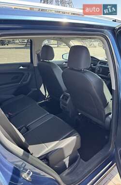 Внедорожник / Кроссовер Volkswagen Tiguan 2020 в 