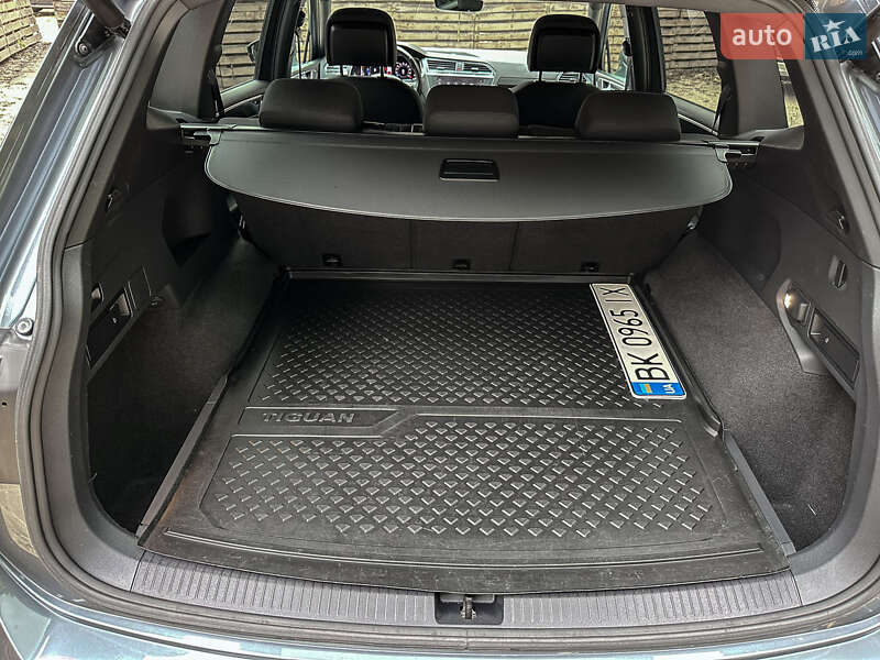 Позашляховик / Кросовер Volkswagen Tiguan 2019 в Бродах фото 119 Позашляховик / Кросовер Volkswagen Tiguan 2019 в Бродах