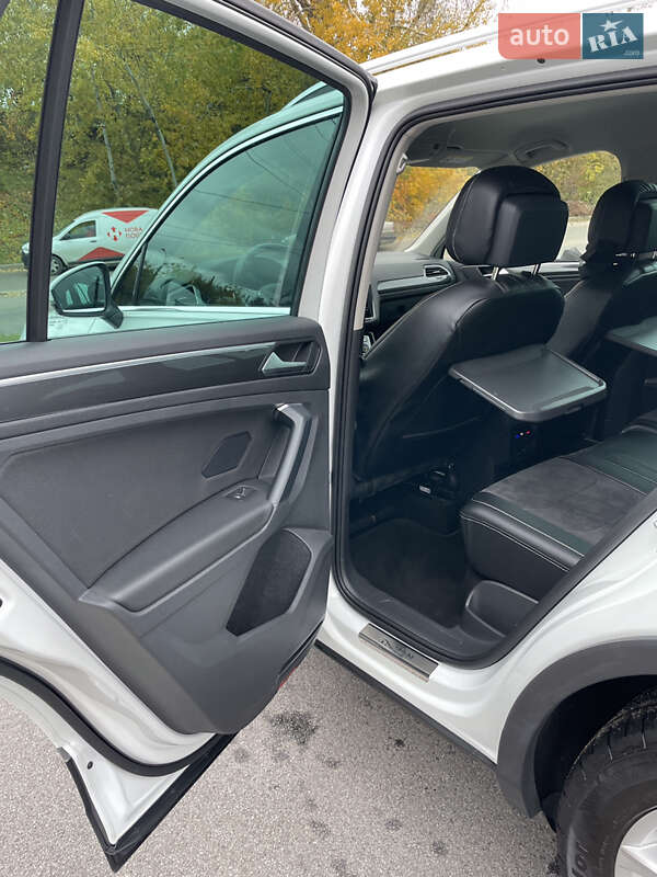 Позашляховик / Кросовер Volkswagen Tiguan 2019 в Чернігові