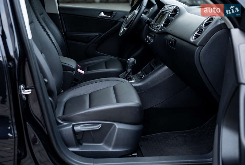Внедорожник / Кроссовер Volkswagen Tiguan 2016 в Киеве фото 33 Внедорожник / Кроссовер Volkswagen Tiguan 2016 в Киеве