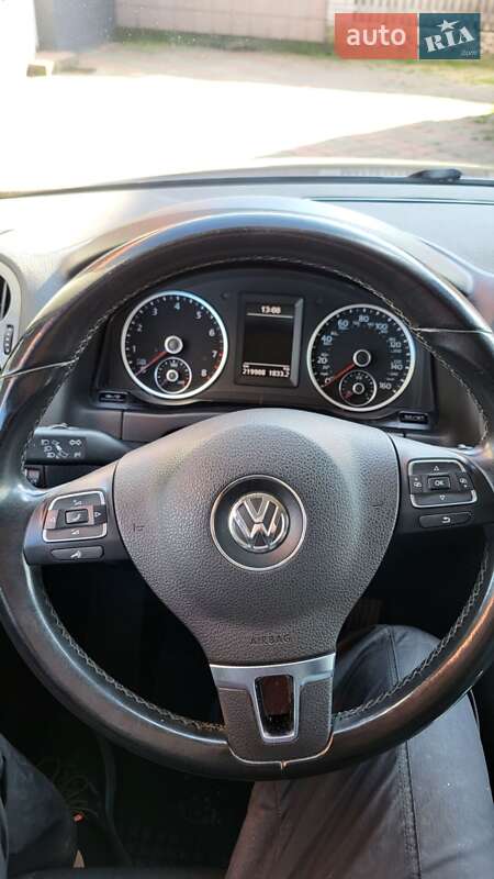 Внедорожник / Кроссовер Volkswagen Tiguan 2015 в Косове