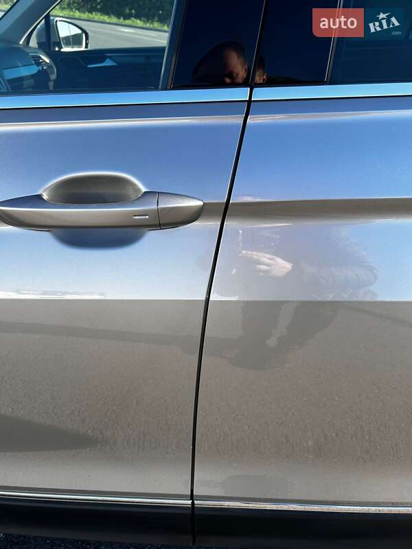 Позашляховик / Кросовер Volkswagen Tiguan 2016 в Львові