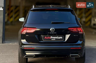 Внедорожник / Кроссовер Volkswagen Tiguan 2021 в 