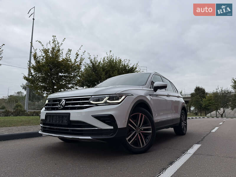 Внедорожник / Кроссовер Volkswagen Tiguan 2022 в Киеве