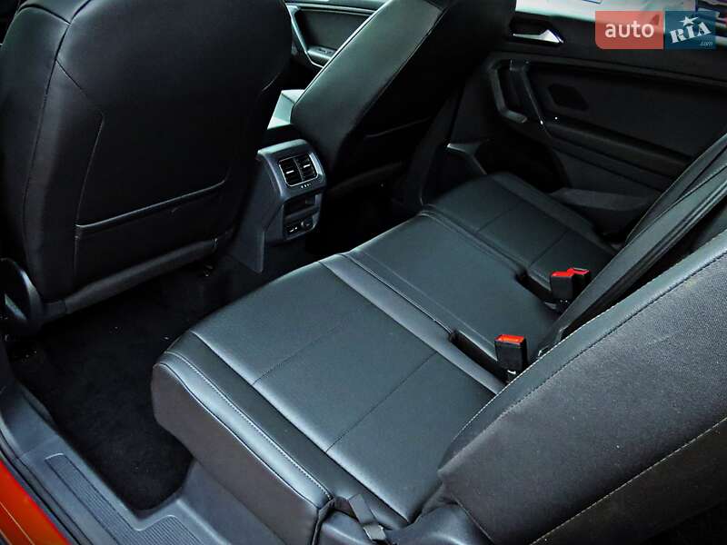 Внедорожник / Кроссовер Volkswagen Tiguan 2018 в Черкассах фото 17 Внедорожник / Кроссовер Volkswagen Tiguan 2018 в Черкассах