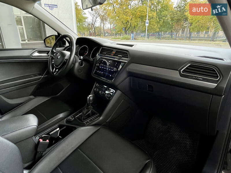 Внедорожник / Кроссовер Volkswagen Tiguan 2019 в Николаеве