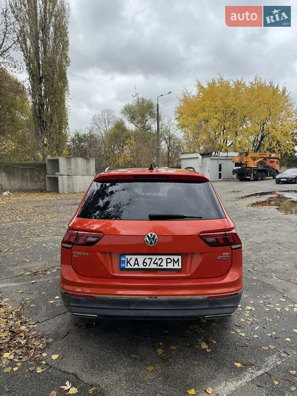 Внедорожник / Кроссовер Volkswagen Tiguan 2018 в Киеве фото 5 Внедорожник / Кроссовер Volkswagen Tiguan 2018 в Киеве