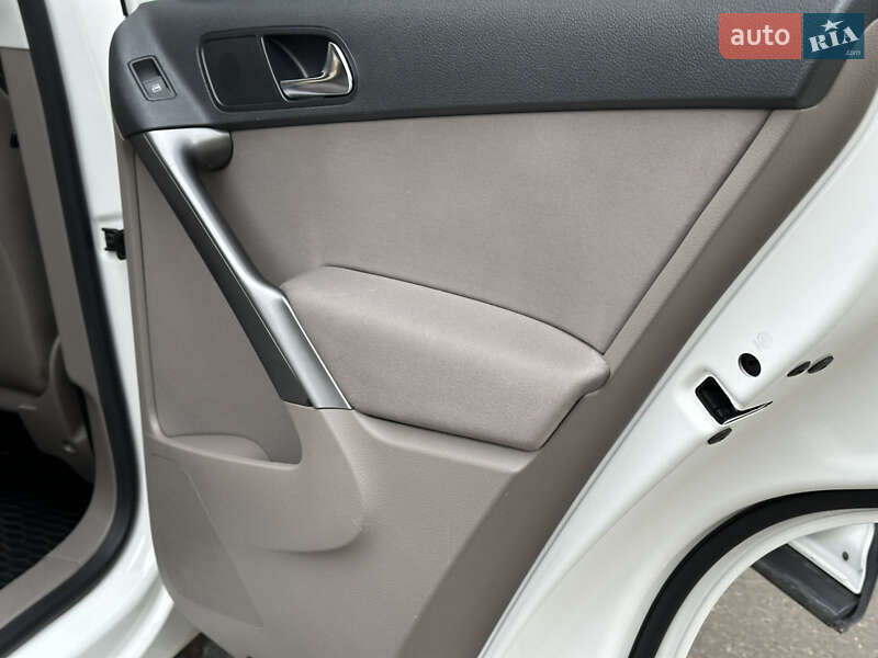 Внедорожник / Кроссовер Volkswagen Tiguan 2008 в Киеве фото 55 Внедорожник / Кроссовер Volkswagen Tiguan 2008 в Киеве