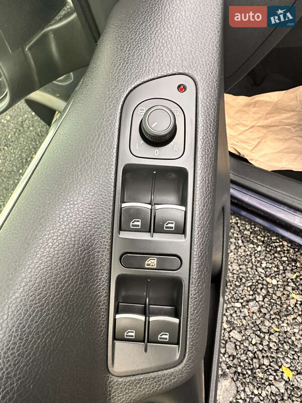 Внедорожник / Кроссовер Volkswagen Tiguan 2016 в Львове фото 24 Внедорожник / Кроссовер Volkswagen Tiguan 2016 в Львове