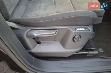 Внедорожник / Кроссовер Volkswagen Tiguan 2020 в 