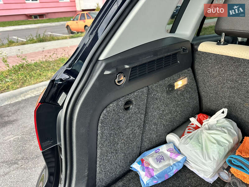 Внедорожник / Кроссовер Volkswagen Tiguan 2017 в Виннице