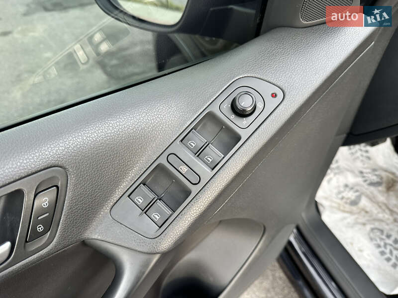 Внедорожник / Кроссовер Volkswagen Tiguan 2017 в Виннице