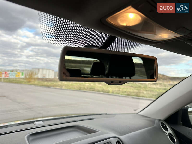 Внедорожник / Кроссовер Volkswagen Tiguan 2017 в Виннице