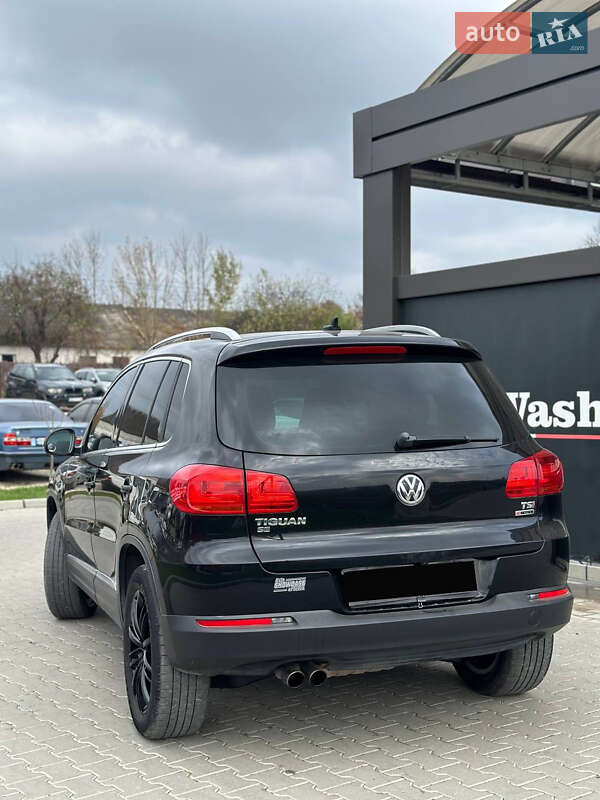 Внедорожник / Кроссовер Volkswagen Tiguan 2015 в Шумске фото 3 Внедорожник / Кроссовер Volkswagen Tiguan 2015 в Шумске
