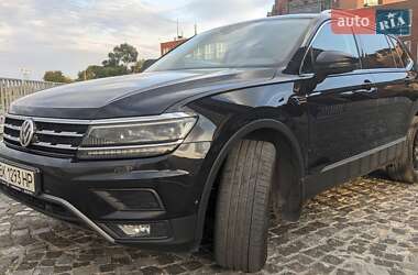 Внедорожник / Кроссовер Volkswagen Tiguan 2018 в Днепре