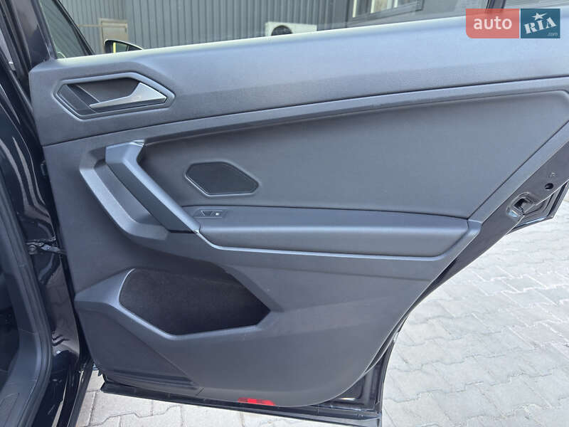 Позашляховик / Кросовер Volkswagen Tiguan 2019 в Рівному фото 19 Позашляховик / Кросовер Volkswagen Tiguan 2019 в Рівному