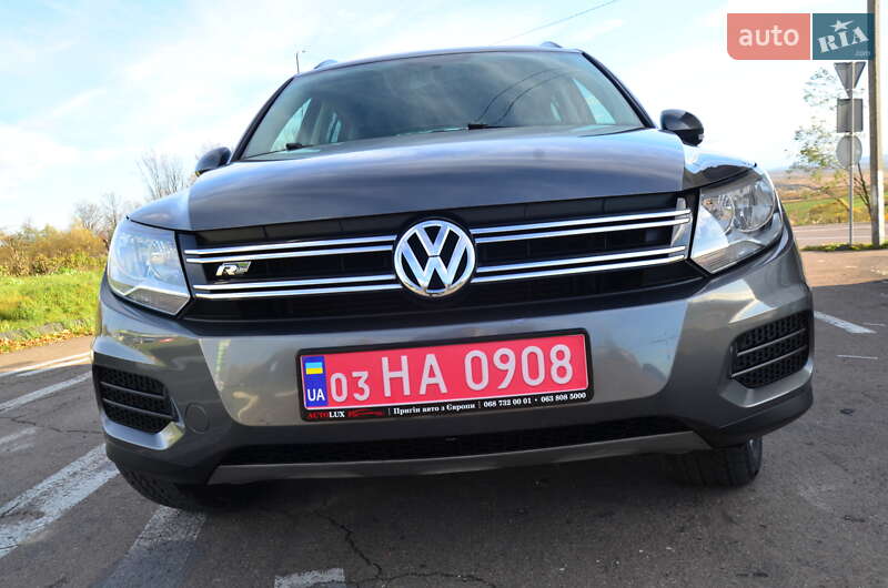 Внедорожник / Кроссовер Volkswagen Tiguan 2015 в Дрогобыче